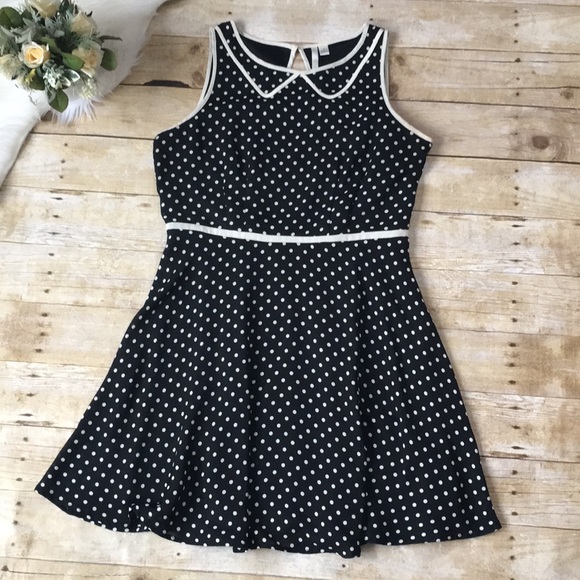 LC Lauren Conrad Dresses & Skirts - Lauren Conrad Polka Dot Dress